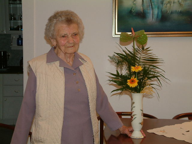 Zsuzsi mama 90 éves